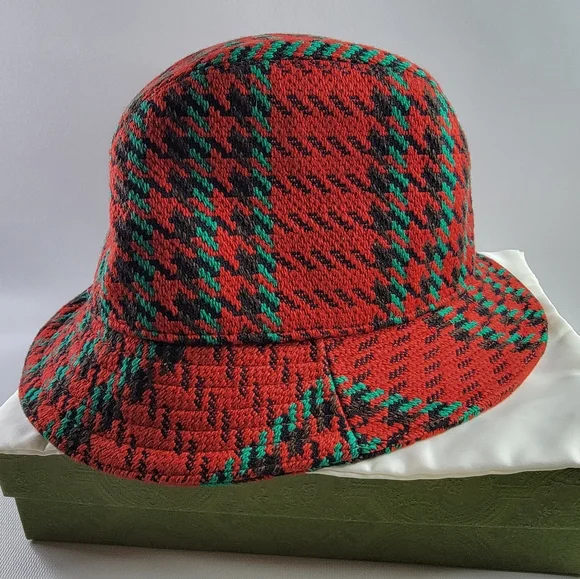 GUCCI Bucket Hat - Picture 2 of 8